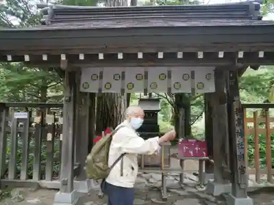 穂高神社奥宮の本殿・本堂