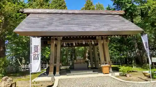 上川神社の手水