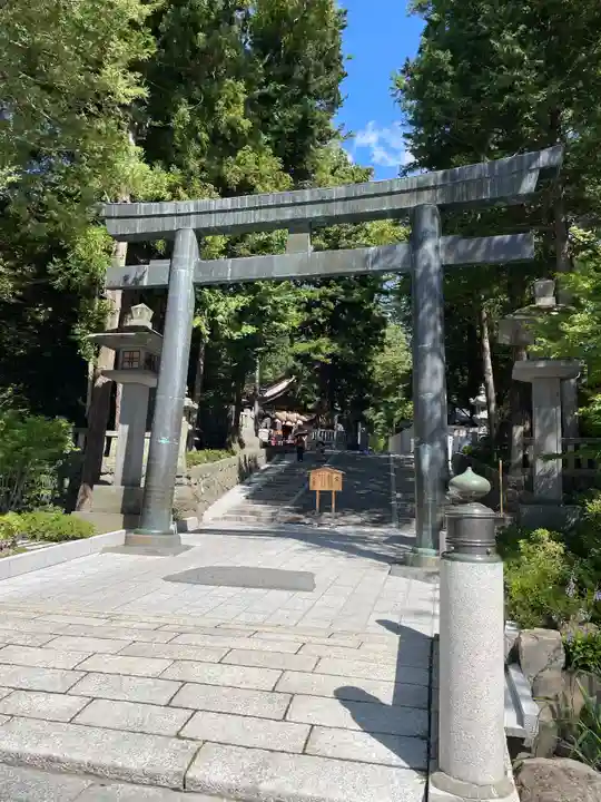 諏訪大社下社秋宮(長野県)