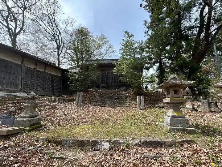 有明樹玉神社の{uncategorized: "未分類", other: "その他", undefined: "問題あり", building: "その他建物", grave: "お墓", sacred_gate: "鳥居", guardian: "狛犬", statue: "像", buddha: "仏像", history: "歴史", nature: "自然", garden: "庭園", animal: "動物", pagoda: "塔", temizu: "手水舎", mountain_gate: "山門・神門", sanctuary: "本殿・本堂", subordinate: "末社・摂社", art: "芸術", scenery: "景色", jizo: "地蔵", ema: "絵馬", goshuin: "御朱印", omikuji: "おみくじ", items: "授与品その他", amulet: "お守り", goshuincho: "御朱印帳", eats: "食事", festival: "お祭り", votive_dance: "神楽", shichigosan: "七五三参", wedding: "結婚式", experience: "体験その他", initially: "初詣", around: "周辺", anti_infection: "感染症対策"}
