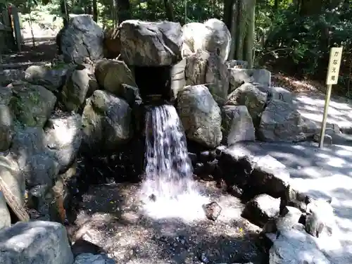 椿大神社の庭園