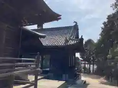 甲八幡神社の建物その他