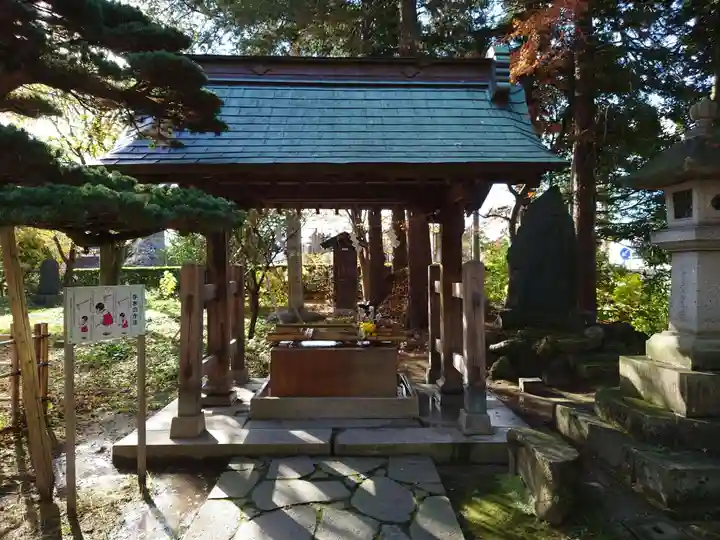 新発田諏訪神社の手水舎