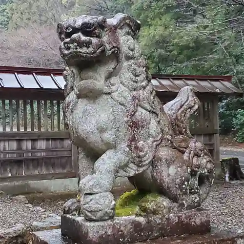 大矢田神社の狛犬