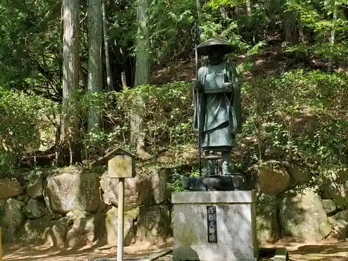 花山院菩提寺の像