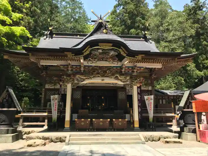 宝登山神社の本殿・本堂