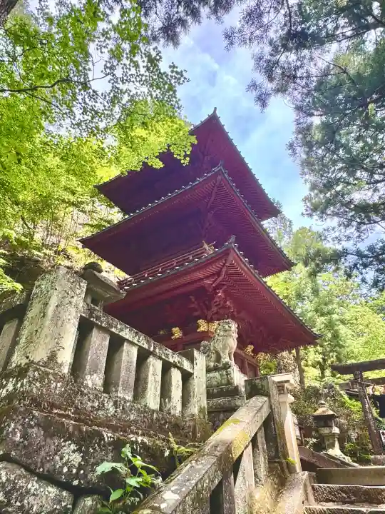 榛名神社の{uncategorized: "未分類", other: "その他", undefined: "問題あり", building: "その他建物", grave: "お墓", sacred_gate: "鳥居", guardian: "狛犬", statue: "像", buddha: "仏像", history: "歴史", nature: "自然", garden: "庭園", animal: "動物", pagoda: "塔", temizu: "手水舎", mountain_gate: "山門・神門", sanctuary: "本殿・本堂", subordinate: "末社・摂社", art: "芸術", scenery: "景色", jizo: "地蔵", ema: "絵馬", goshuin: "御朱印", omikuji: "おみくじ", items: "授与品その他", amulet: "お守り", goshuincho: "御朱印帳", eats: "食事", festival: "お祭り", votive_dance: "神楽", shichigosan: "七五三参", wedding: "結婚式", experience: "体験その他", initially: "初詣", around: "周辺", anti_infection: "感染症対策"}