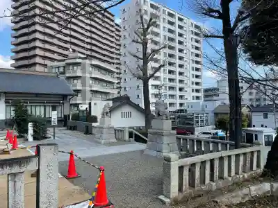 鹿島神社の{uncategorized: "未分類", other: "その他", undefined: "問題あり", building: "その他建物", grave: "お墓", sacred_gate: "鳥居", guardian: "狛犬", statue: "像", buddha: "仏像", history: "歴史", nature: "自然", garden: "庭園", animal: "動物", pagoda: "塔", temizu: "手水舎", mountain_gate: "山門・神門", sanctuary: "本殿・本堂", subordinate: "末社・摂社", art: "芸術", scenery: "景色", jizo: "地蔵", ema: "絵馬", goshuin: "御朱印", omikuji: "おみくじ", items: "授与品その他", amulet: "お守り", goshuincho: "御朱印帳", eats: "食事", festival: "お祭り", votive_dance: "神楽", shichigosan: "七五三参", wedding: "結婚式", experience: "体験その他", initially: "初詣", around: "周辺", anti_infection: "感染症対策"}