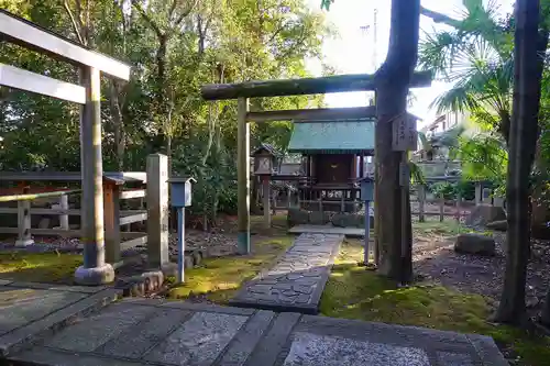 車折神社の末社