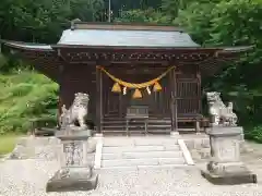 羽布熊野神社の本殿