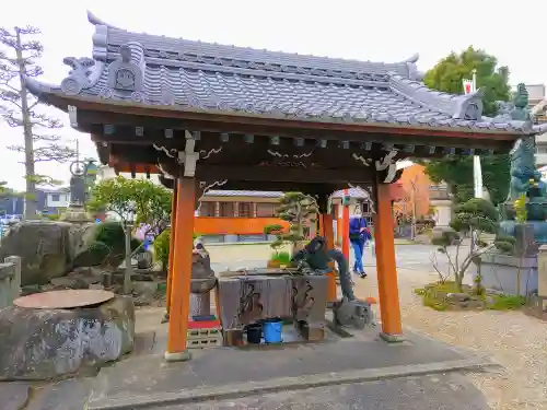 三河三弘法第二番　西福寺の手水舎