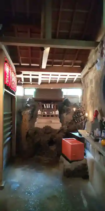 花園稲荷神社の本殿・本堂