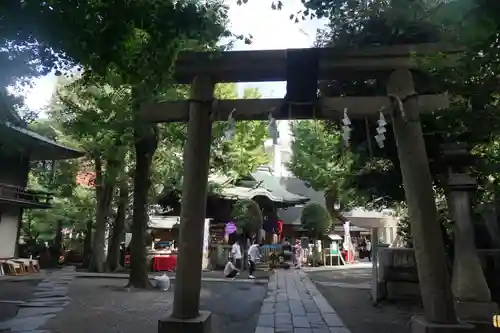 小野照崎神社の鳥居