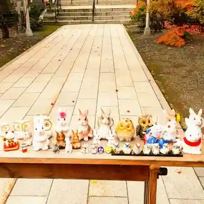 彌彦神社　(伊夜日子神社)の像