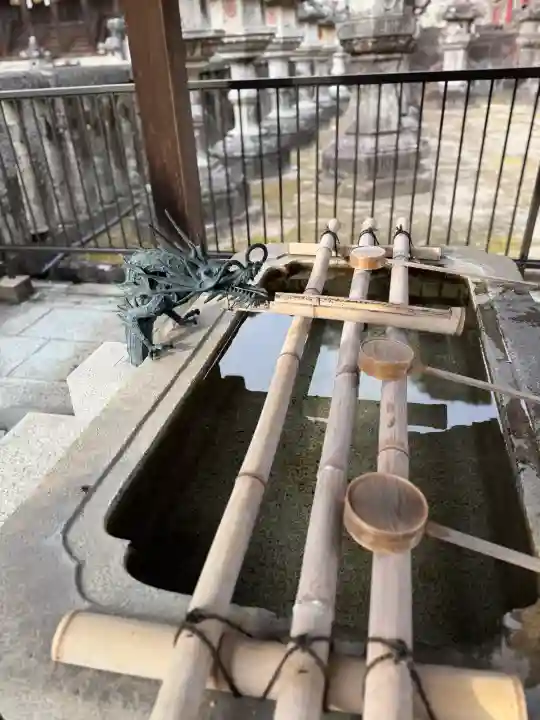 瀧山東照宮の{uncategorized: "未分類", other: "その他", undefined: "問題あり", building: "その他建物", grave: "お墓", sacred_gate: "鳥居", guardian: "狛犬", statue: "像", buddha: "仏像", history: "歴史", nature: "自然", garden: "庭園", animal: "動物", pagoda: "塔", temizu: "手水舎", mountain_gate: "山門・神門", sanctuary: "本殿・本堂", subordinate: "末社・摂社", art: "芸術", scenery: "景色", jizo: "地蔵", ema: "絵馬", goshuin: "御朱印", omikuji: "おみくじ", items: "授与品その他", amulet: "お守り", goshuincho: "御朱印帳", eats: "食事", festival: "お祭り", votive_dance: "神楽", shichigosan: "七五三参", wedding: "結婚式", experience: "体験その他", initially: "初詣", around: "周辺", anti_infection: "感染症対策"}