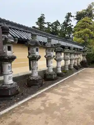 美濃國一宮　南宮大社の{uncategorized: "未分類", other: "その他", undefined: "問題あり", building: "その他建物", grave: "お墓", sacred_gate: "鳥居", guardian: "狛犬", statue: "像", buddha: "仏像", history: "歴史", nature: "自然", garden: "庭園", animal: "動物", pagoda: "塔", temizu: "手水舎", mountain_gate: "山門・神門", sanctuary: "本殿・本堂", subordinate: "末社・摂社", art: "芸術", scenery: "景色", jizo: "地蔵", ema: "絵馬", goshuin: "御朱印", omikuji: "おみくじ", items: "授与品その他", amulet: "お守り", goshuincho: "御朱印帳", eats: "食事", festival: "お祭り", votive_dance: "神楽", shichigosan: "七五三参", wedding: "結婚式", experience: "体験その他", initially: "初詣", around: "周辺", anti_infection: "感染症対策"}
