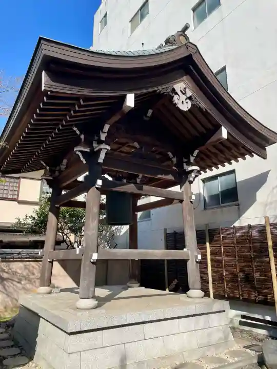 聖輪寺の{uncategorized: "未分類", other: "その他", undefined: "問題あり", building: "その他建物", grave: "お墓", sacred_gate: "鳥居", guardian: "狛犬", statue: "像", buddha: "仏像", history: "歴史", nature: "自然", garden: "庭園", animal: "動物", pagoda: "塔", temizu: "手水舎", mountain_gate: "山門・神門", sanctuary: "本殿・本堂", subordinate: "末社・摂社", art: "芸術", scenery: "景色", jizo: "地蔵", ema: "絵馬", goshuin: "御朱印", omikuji: "おみくじ", items: "授与品その他", amulet: "お守り", goshuincho: "御朱印帳", eats: "食事", festival: "お祭り", votive_dance: "神楽", shichigosan: "七五三参", wedding: "結婚式", experience: "体験その他", initially: "初詣", around: "周辺", anti_infection: "感染症対策"}
