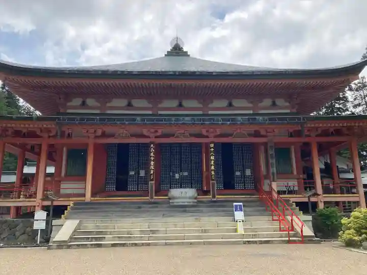 比叡山延暦寺の本殿・本堂