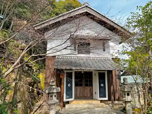 阿賀神社の建物その他