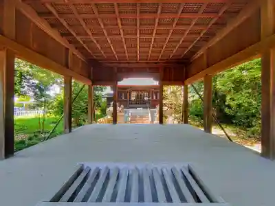 縣社（大和町南高井）の本殿・本堂