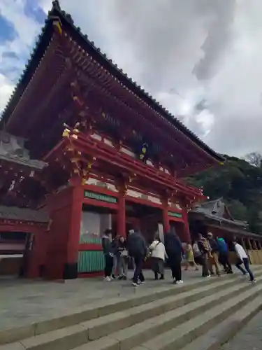 鶴岡八幡宮の本殿・本堂