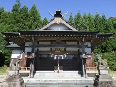 白鳥神社の本殿・本堂