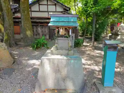 六所社(下飯田)の末社・摂社