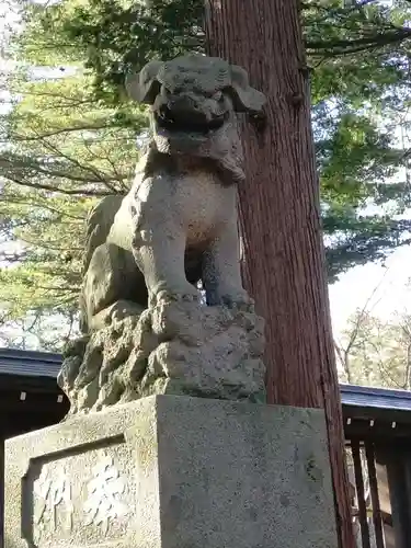 北海道神宮の狛犬