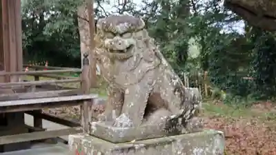 遠見岬神社の狛犬