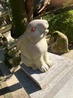 岡崎神社の狛犬