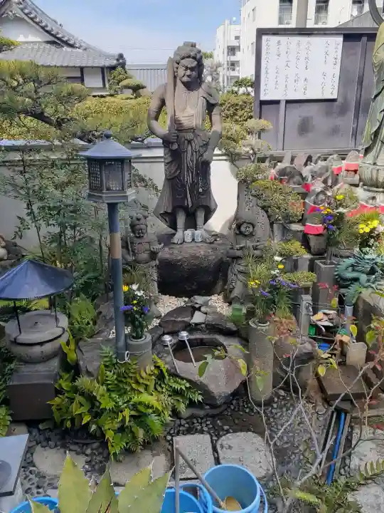 正壽院の{uncategorized: "未分類", other: "その他", undefined: "問題あり", building: "その他建物", grave: "お墓", sacred_gate: "鳥居", guardian: "狛犬", statue: "像", buddha: "仏像", history: "歴史", nature: "自然", garden: "庭園", animal: "動物", pagoda: "塔", temizu: "手水舎", mountain_gate: "山門・神門", sanctuary: "本殿・本堂", subordinate: "末社・摂社", art: "芸術", scenery: "景色", jizo: "地蔵", ema: "絵馬", goshuin: "御朱印", omikuji: "おみくじ", items: "授与品その他", amulet: "お守り", goshuincho: "御朱印帳", eats: "食事", festival: "お祭り", votive_dance: "神楽", shichigosan: "七五三参", wedding: "結婚式", experience: "体験その他", initially: "初詣", around: "周辺", anti_infection: "感染症対策"}