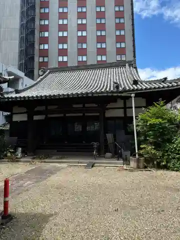 浄信寺の{uncategorized: "未分類", other: "その他", undefined: "問題あり", building: "その他建物", grave: "お墓", sacred_gate: "鳥居", guardian: "狛犬", statue: "像", buddha: "仏像", history: "歴史", nature: "自然", garden: "庭園", animal: "動物", pagoda: "塔", temizu: "手水舎", mountain_gate: "山門・神門", sanctuary: "本殿・本堂", subordinate: "末社・摂社", art: "芸術", scenery: "景色", jizo: "地蔵", ema: "絵馬", goshuin: "御朱印", omikuji: "おみくじ", items: "授与品その他", amulet: "お守り", goshuincho: "御朱印帳", eats: "食事", festival: "お祭り", votive_dance: "神楽", shichigosan: "七五三参", wedding: "結婚式", experience: "体験その他", initially: "初詣", around: "周辺", anti_infection: "感染症対策"}