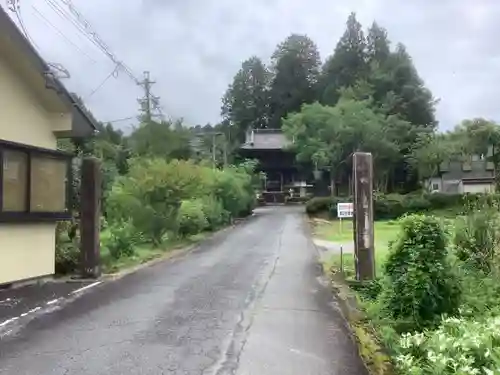 大林寺の山門