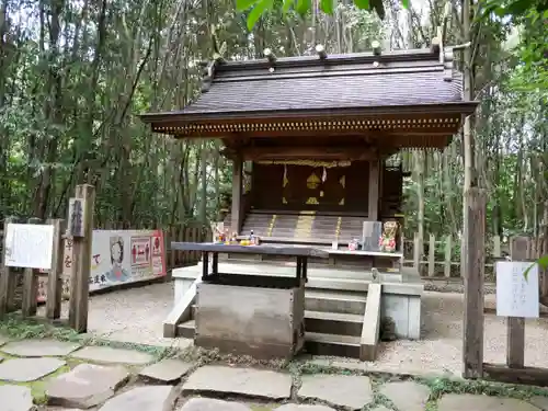 出雲大社相模分祠の末社・摂社