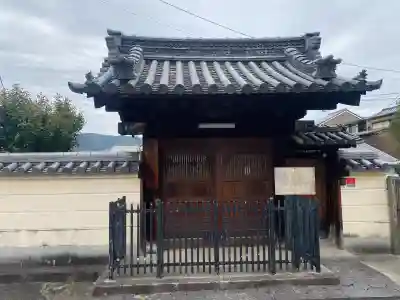 誕生寺の{uncategorized: "未分類", other: "その他", undefined: "問題あり", building: "その他建物", grave: "お墓", sacred_gate: "鳥居", guardian: "狛犬", statue: "像", buddha: "仏像", history: "歴史", nature: "自然", garden: "庭園", animal: "動物", pagoda: "塔", temizu: "手水舎", mountain_gate: "山門・神門", sanctuary: "本殿・本堂", subordinate: "末社・摂社", art: "芸術", scenery: "景色", jizo: "地蔵", ema: "絵馬", goshuin: "御朱印", omikuji: "おみくじ", items: "授与品その他", amulet: "お守り", goshuincho: "御朱印帳", eats: "食事", festival: "お祭り", votive_dance: "神楽", shichigosan: "七五三参", wedding: "結婚式", experience: "体験その他", initially: "初詣", around: "周辺", anti_infection: "感染症対策"}