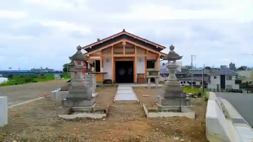 中島黒體龍王大神社の本殿・本堂