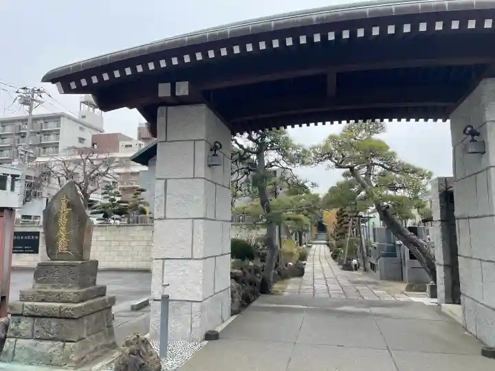 善慶寺の{uncategorized: "未分類", other: "その他", undefined: "問題あり", building: "その他建物", grave: "お墓", sacred_gate: "鳥居", guardian: "狛犬", statue: "像", buddha: "仏像", history: "歴史", nature: "自然", garden: "庭園", animal: "動物", pagoda: "塔", temizu: "手水舎", mountain_gate: "山門・神門", sanctuary: "本殿・本堂", subordinate: "末社・摂社", art: "芸術", scenery: "景色", jizo: "地蔵", ema: "絵馬", goshuin: "御朱印", omikuji: "おみくじ", items: "授与品その他", amulet: "お守り", goshuincho: "御朱印帳", eats: "食事", festival: "お祭り", votive_dance: "神楽", shichigosan: "七五三参", wedding: "結婚式", experience: "体験その他", initially: "初詣", around: "周辺", anti_infection: "感染症対策"}
