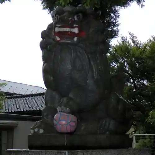 蜷川荘総鎮守 八坂神社の狛犬