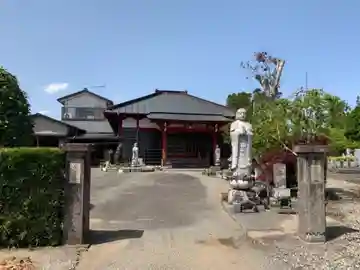 長秀寺の本殿・本堂