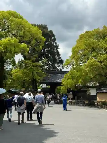 鹿苑寺（金閣寺）の{uncategorized: "未分類", other: "その他", undefined: "問題あり", building: "その他建物", grave: "お墓", sacred_gate: "鳥居", guardian: "狛犬", statue: "像", buddha: "仏像", history: "歴史", nature: "自然", garden: "庭園", animal: "動物", pagoda: "塔", temizu: "手水舎", mountain_gate: "山門・神門", sanctuary: "本殿・本堂", subordinate: "末社・摂社", art: "芸術", scenery: "景色", jizo: "地蔵", ema: "絵馬", goshuin: "御朱印", omikuji: "おみくじ", items: "授与品その他", amulet: "お守り", goshuincho: "御朱印帳", eats: "食事", festival: "お祭り", votive_dance: "神楽", shichigosan: "七五三参", wedding: "結婚式", experience: "体験その他", initially: "初詣", around: "周辺", anti_infection: "感染症対策"}