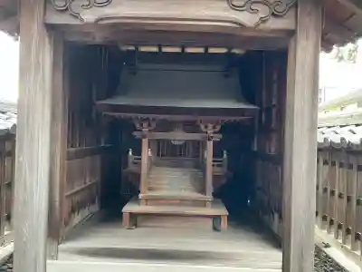 泊瀬部神社の{uncategorized: "未分類", other: "その他", undefined: "問題あり", building: "その他建物", grave: "お墓", sacred_gate: "鳥居", guardian: "狛犬", statue: "像", buddha: "仏像", history: "歴史", nature: "自然", garden: "庭園", animal: "動物", pagoda: "塔", temizu: "手水舎", mountain_gate: "山門・神門", sanctuary: "本殿・本堂", subordinate: "末社・摂社", art: "芸術", scenery: "景色", jizo: "地蔵", ema: "絵馬", goshuin: "御朱印", omikuji: "おみくじ", items: "授与品その他", amulet: "お守り", goshuincho: "御朱印帳", eats: "食事", festival: "お祭り", votive_dance: "神楽", shichigosan: "七五三参", wedding: "結婚式", experience: "体験その他", initially: "初詣", around: "周辺", anti_infection: "感染症対策"}