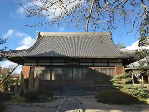 梅英寺の本殿