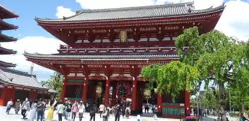 浅草寺の山門