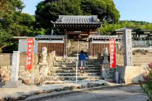 法林寺の山門・神門