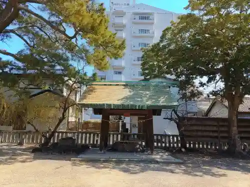 神明神社（三谷町）の手水舎