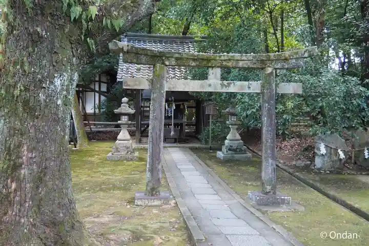向日神社の末社・摂社
