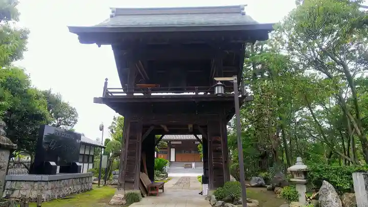 高城寺の山門・神門