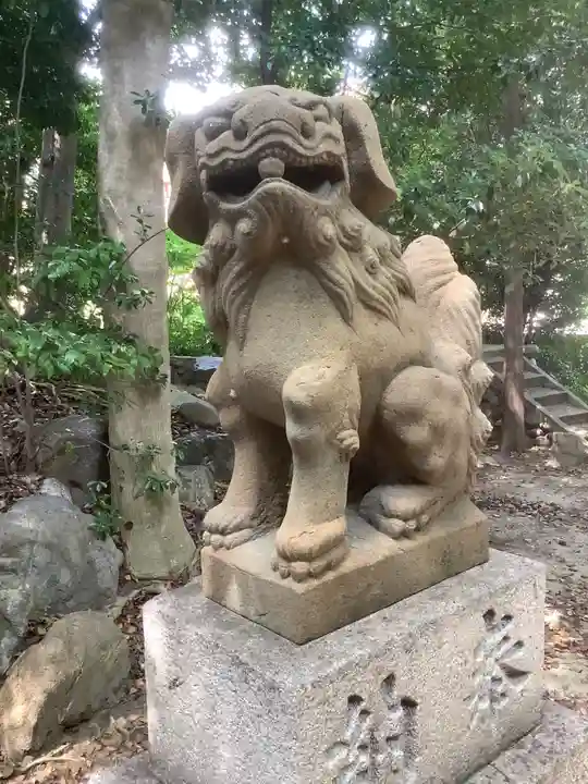 神明社(西堀江神明社)の狛犬