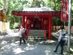 神明神社の末社