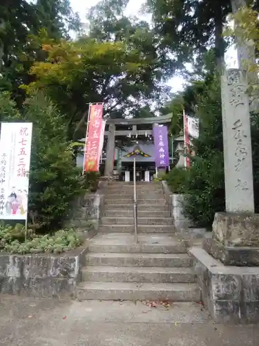 鏡石鹿嶋神社の鳥居